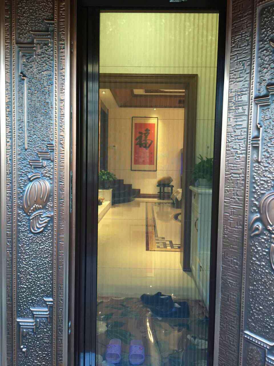 新疆客戶自己測量安裝韋柏無軌紗門 新疆客戶自己測量安裝韋柏無軌紗門