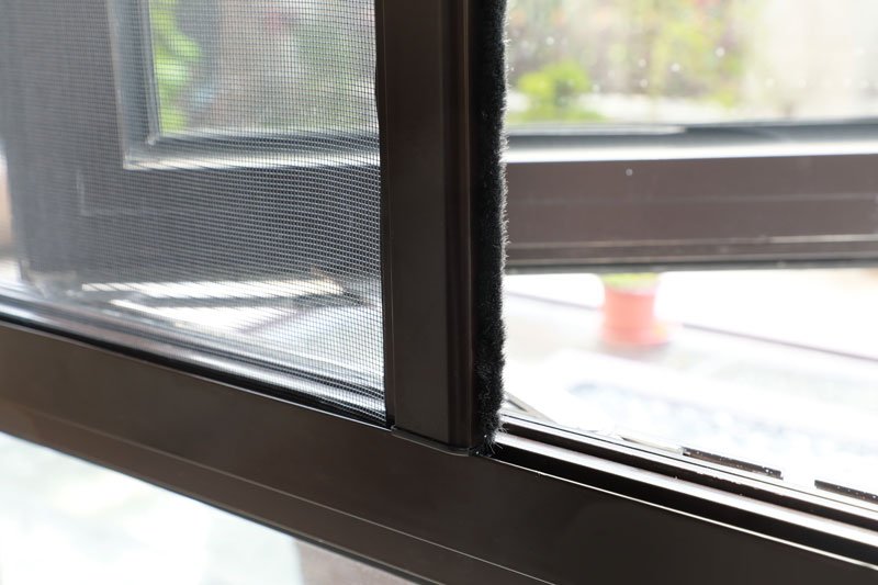 FJ防風(fēng)緩沖式卷軸紗窗 FJ防風(fēng)緩沖式卷軸紗窗